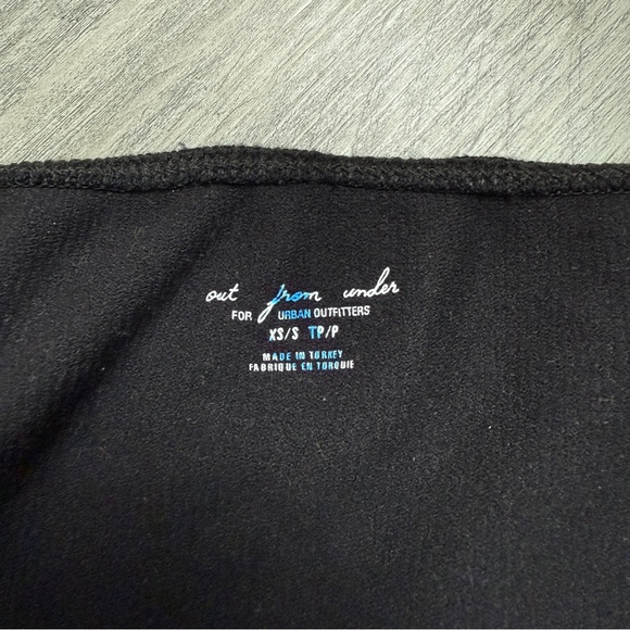 Urban Outfitters Halter Crop Top Ribbed Black Stretch XS Small - Picture 6 of 10